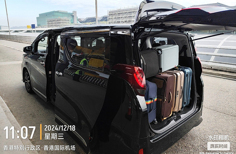 30系七座商务车丰田埃尔法